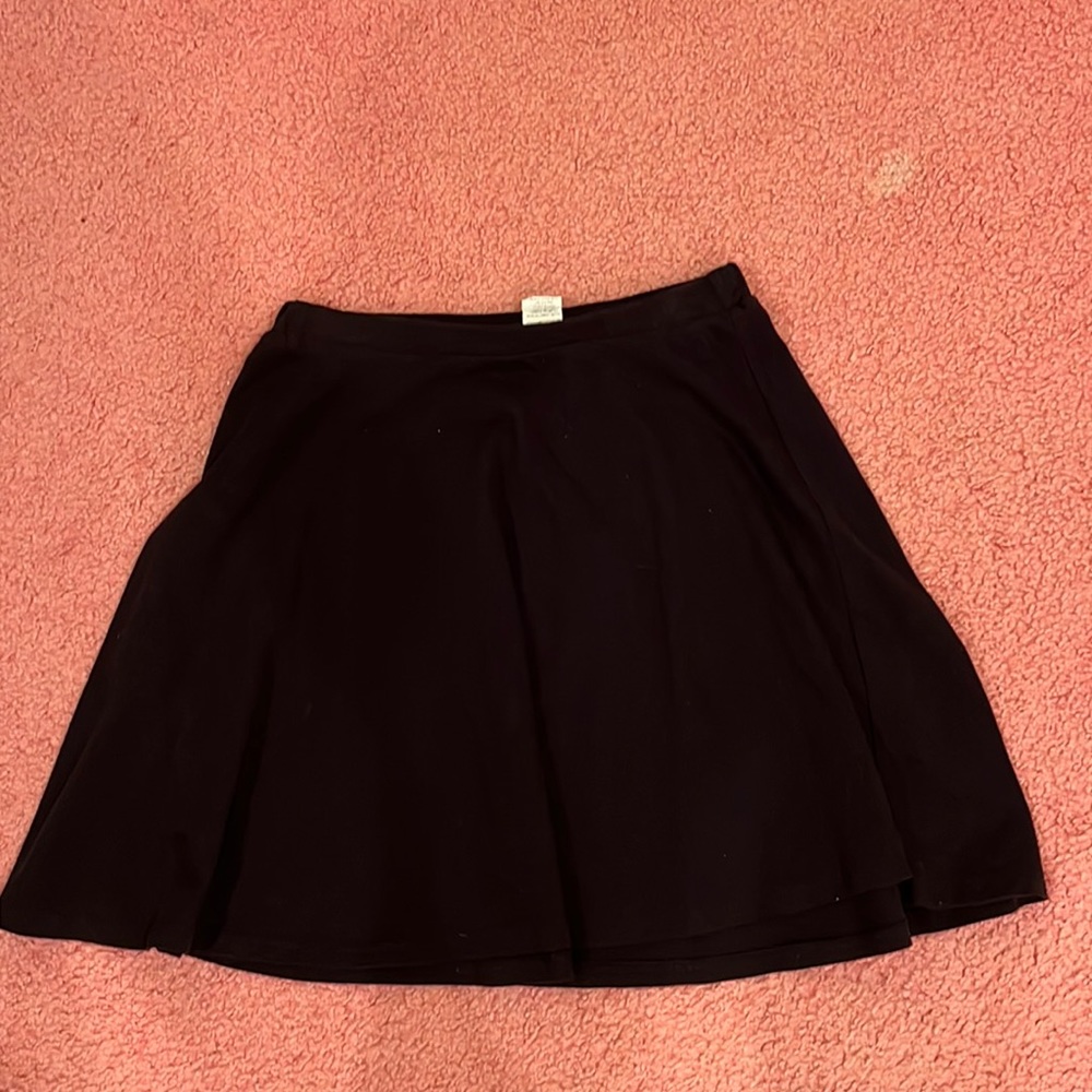 Lily White Black Skirt